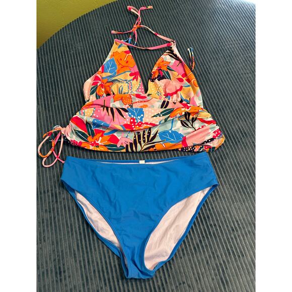 Talisea Halter Tankini Swimsuit - Floral - Size Large - Picture 1 of 4